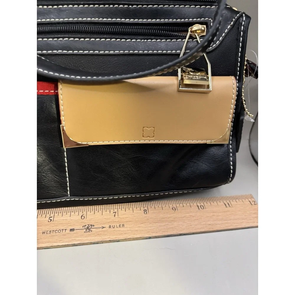 Liz Claiborne liz claiborne